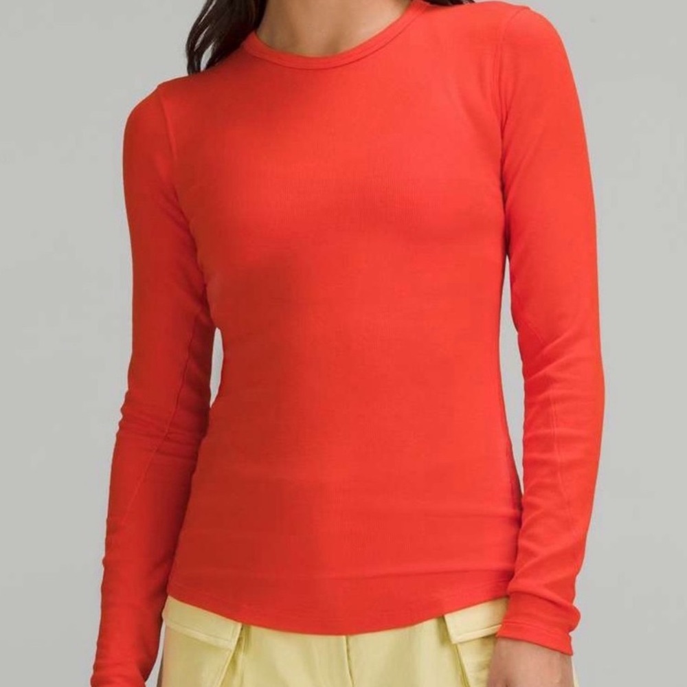 Lululemon Womens Hold Tight Ribbed Long Sleeve Crew Neck Curved Hem Athletic Top